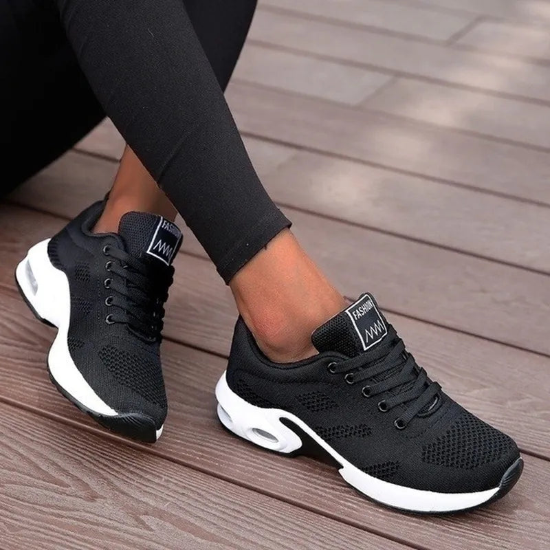 Lune - Comfortable Orthopedic Sneakers