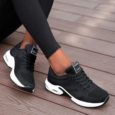 Lune - Comfortable Orthopedic Sneakers