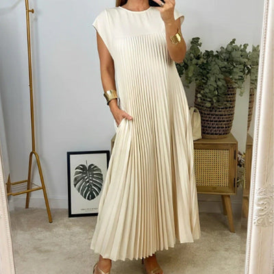 Kendra - Elegant Pleated Maxi Dress