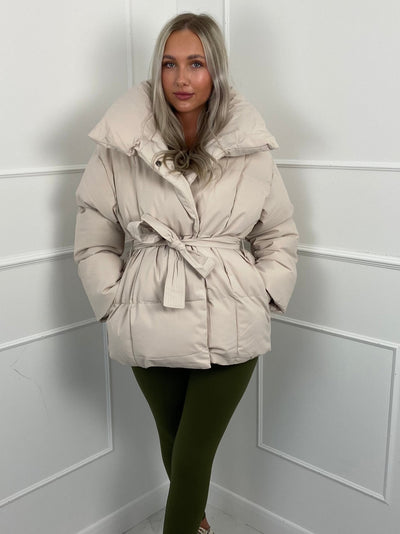 CALISTA™ | Puffer Coat with Short Belt