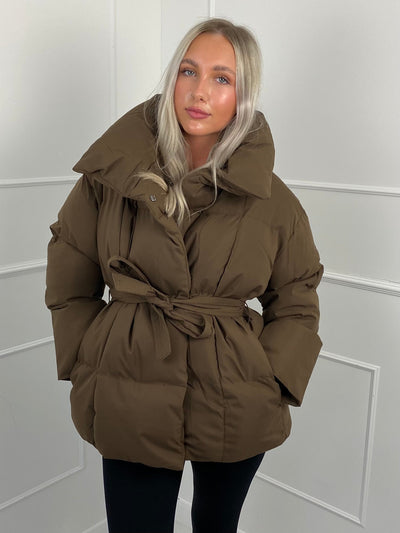 CALISTA™ | Puffer Coat with Short Belt