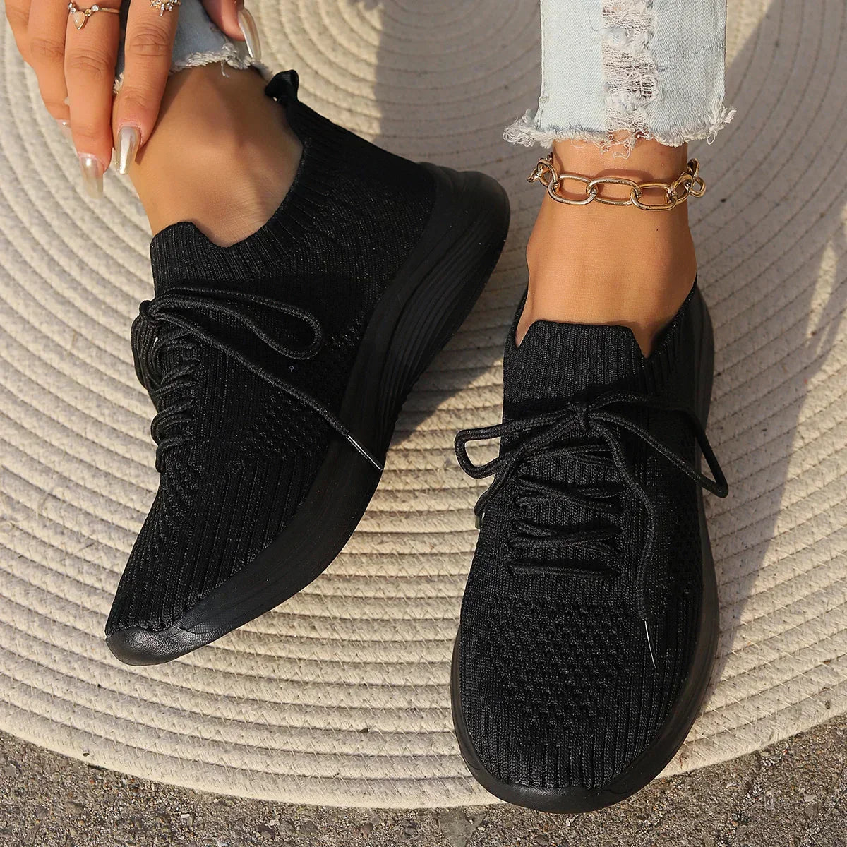 Eloua - Comfortable Women Sneakers