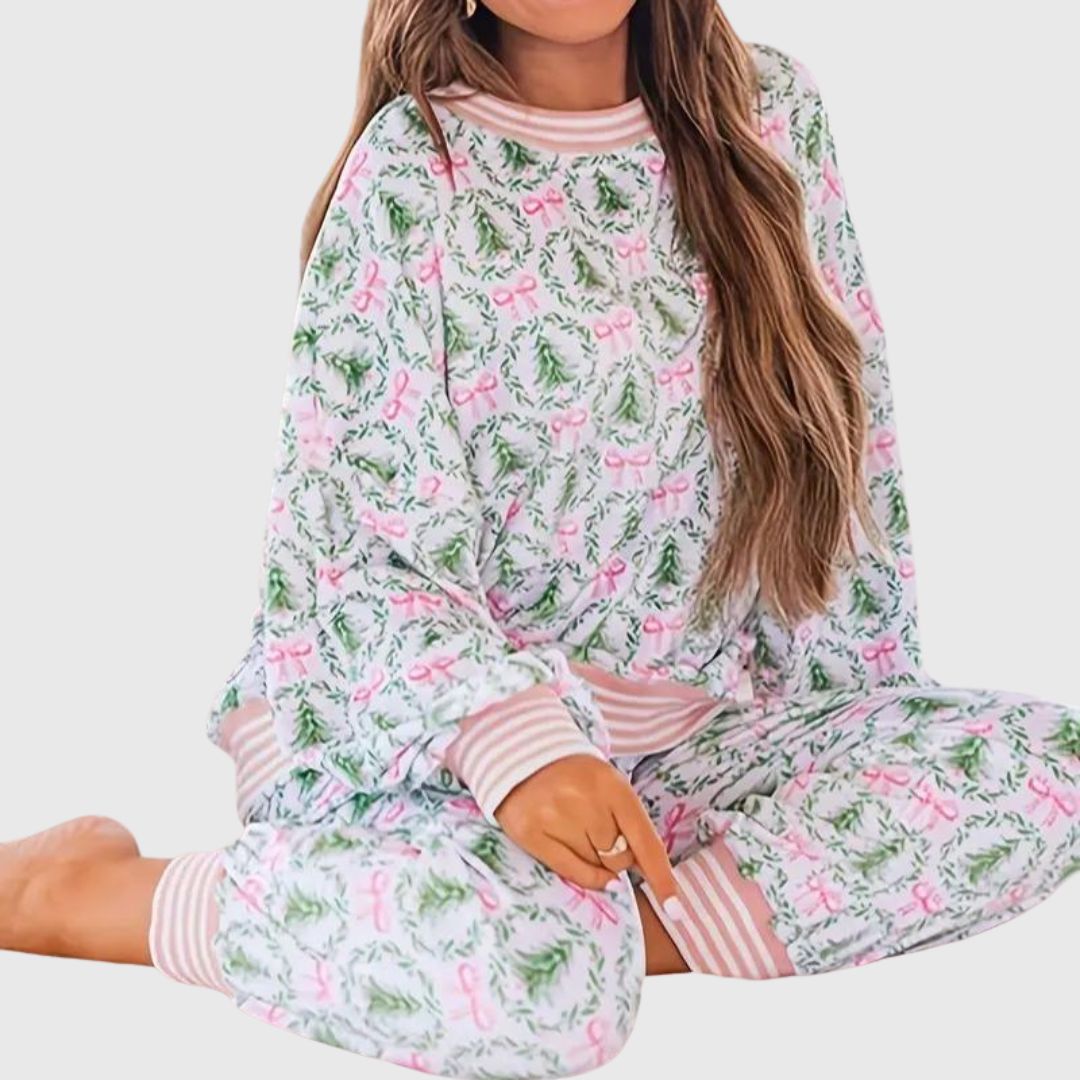 Aubrey - Cozy Christmas Loungewear Set