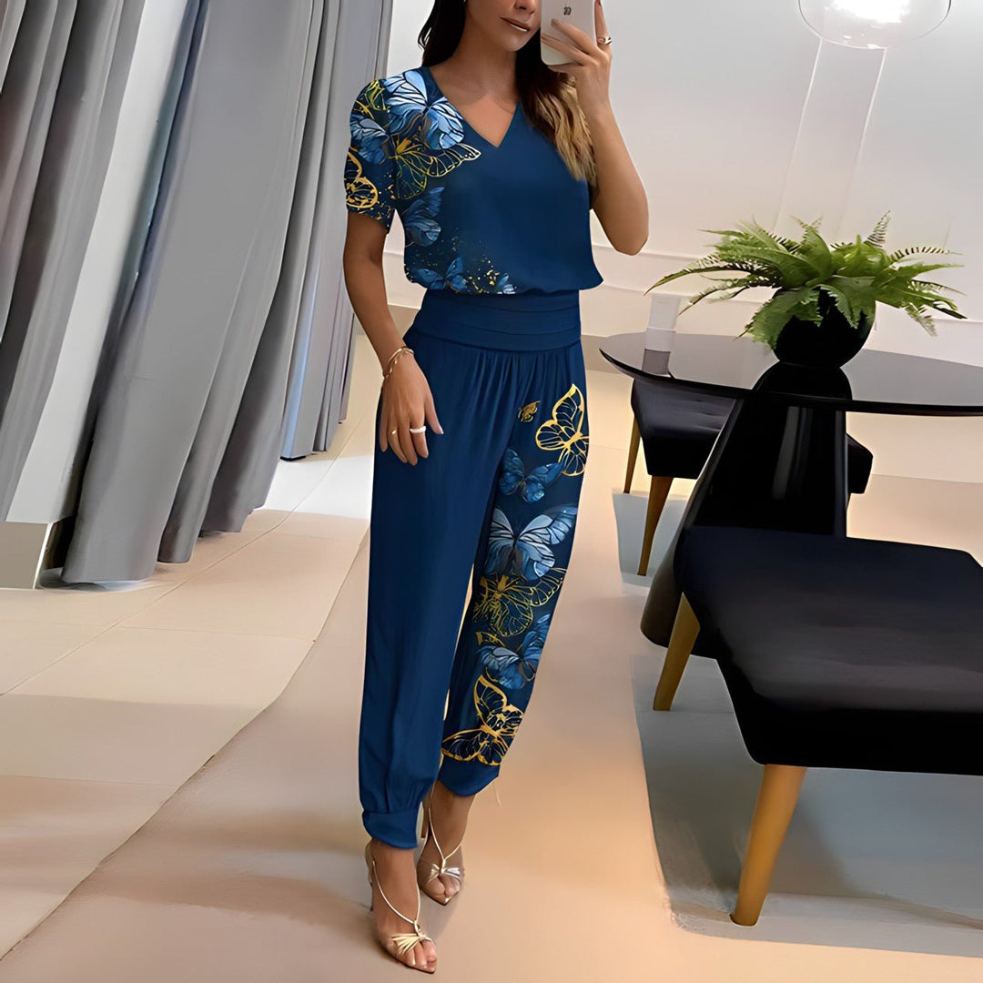 Nicole™ |  Elegant and airy suit for stylish evenings