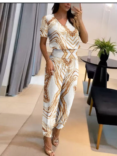 Nicole™ |  Elegant and airy suit for stylish evenings