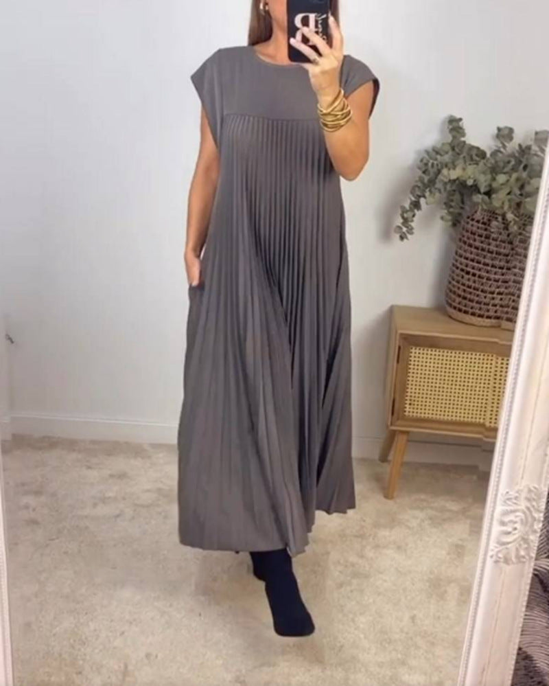 Kendra - Elegant Pleated Maxi Dress