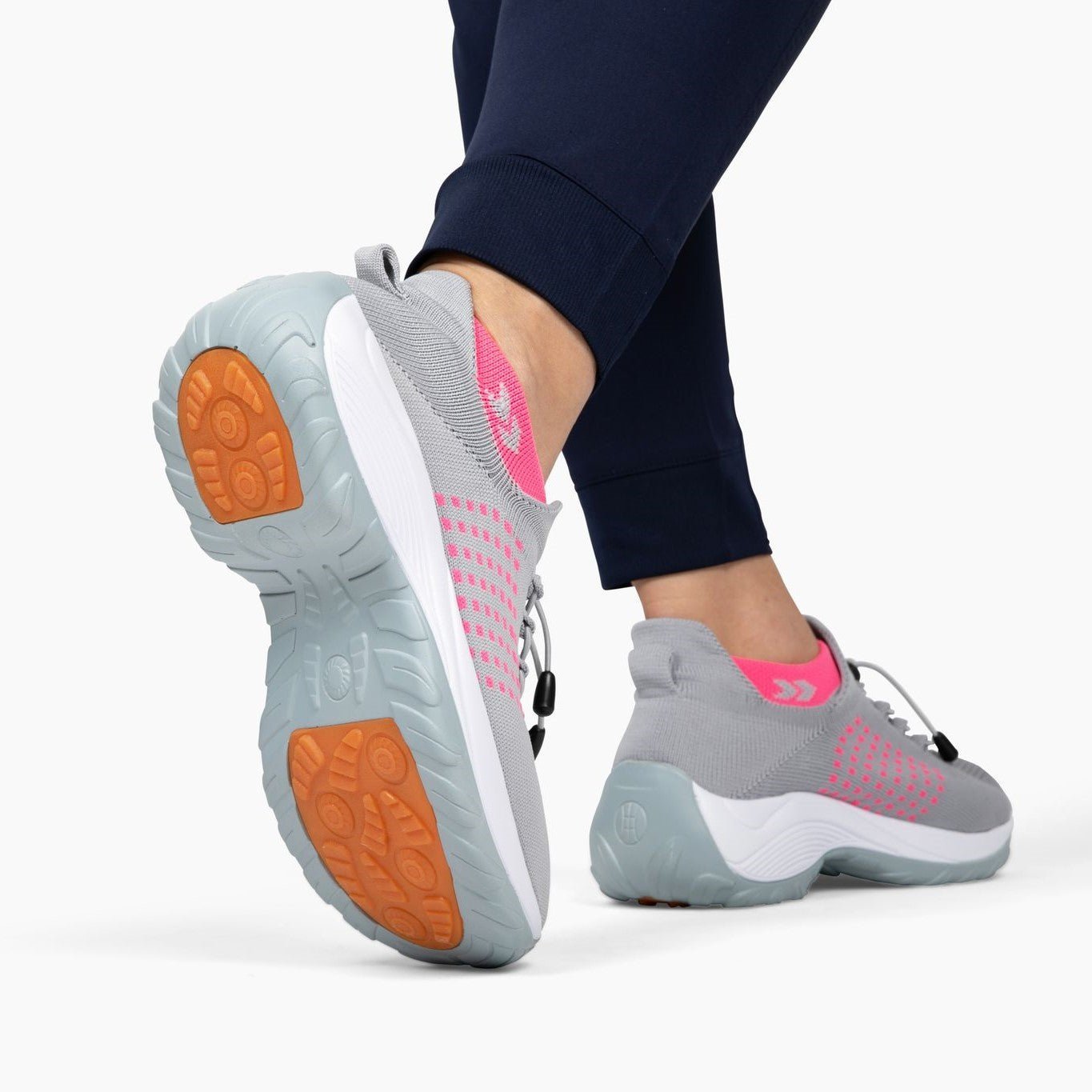 Emily - Orthopedic shoe with stretchable cushion